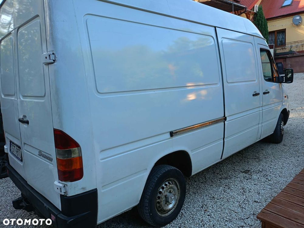 Mercedes-Benz Sprinter 211 - 7