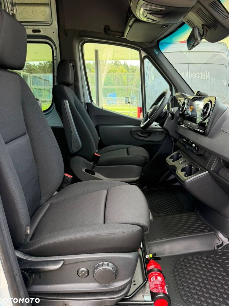 Mercedes-Benz Sprinter 319 CDI KA OM654 długi PRO - 18