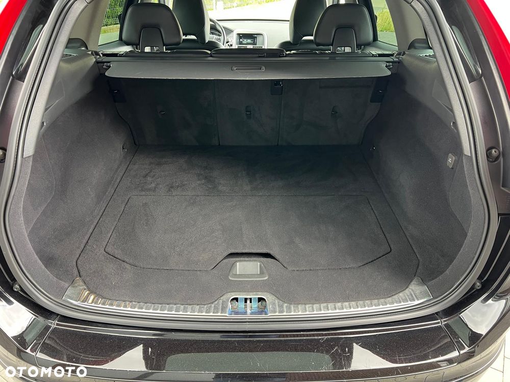 Volvo XC 60 D4 AWD Geartronic Summum - 25