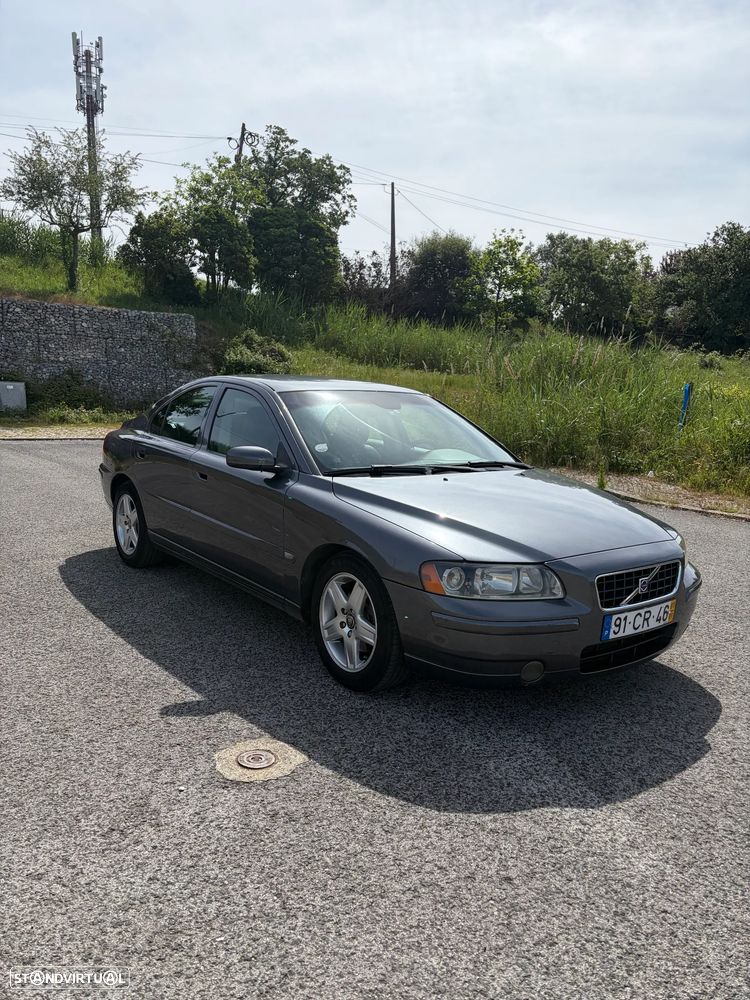 Volvo S60 2.4 D5 Nivel 2 - 2