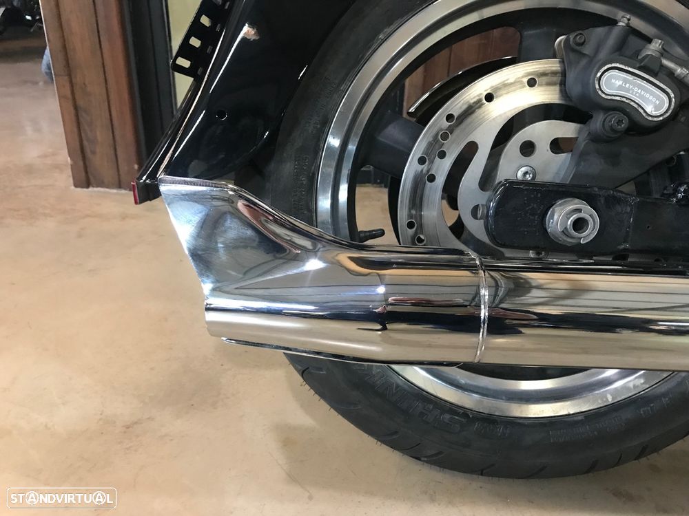 Harley-Davidson Dyna Switchback FLD 103 - 6