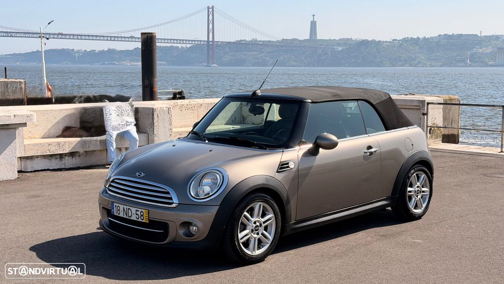 MINI Cabrio - 9