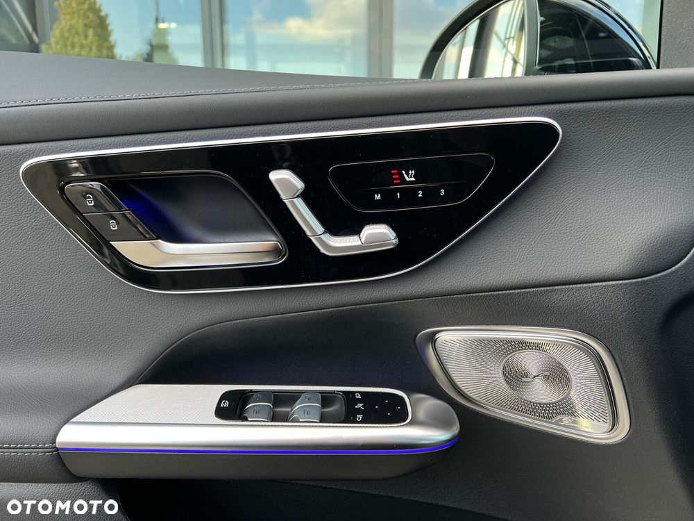 Mercedes-Benz GLC - 9