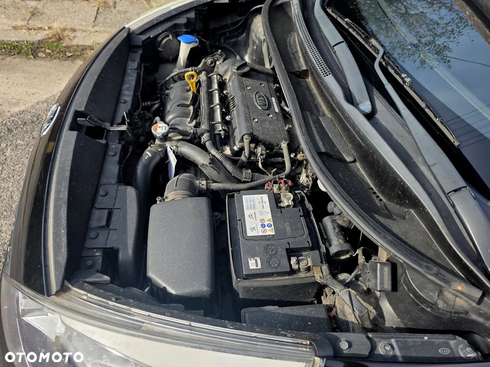 Kia Rio - 20