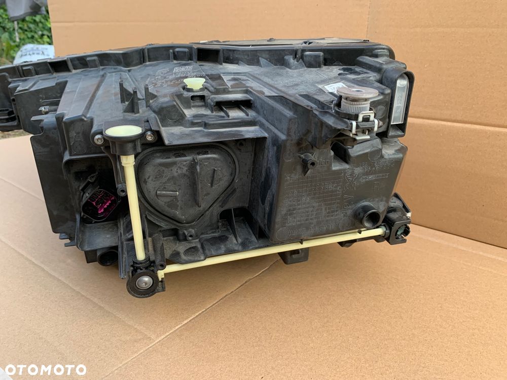 Lampa prawa przód Audi Q4 89A E-Tron Matrix - 10