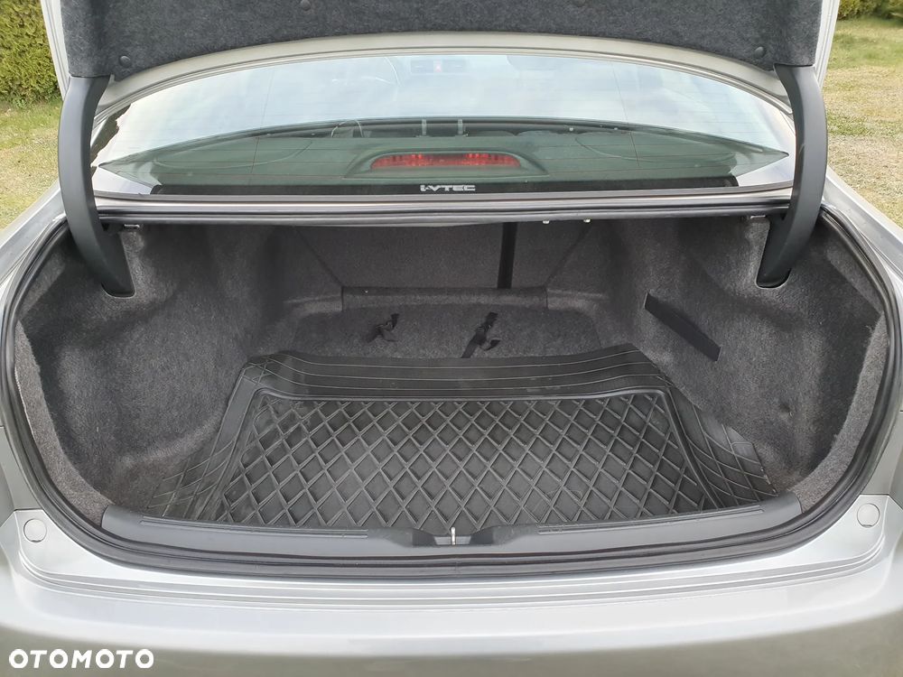 Honda Accord 2.0 i Automatik Executive - 22