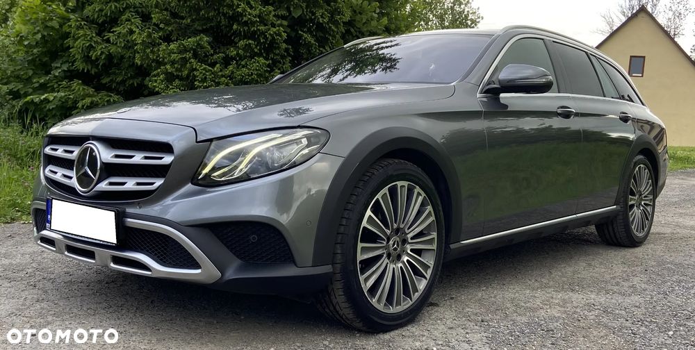 Mercedes-Benz Klasa E 220 d 4-Matic All-Terrain - 2