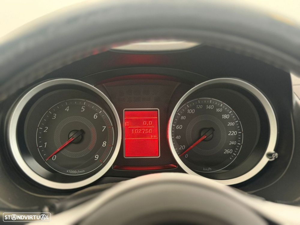 Mitsubishi Lancer - 8