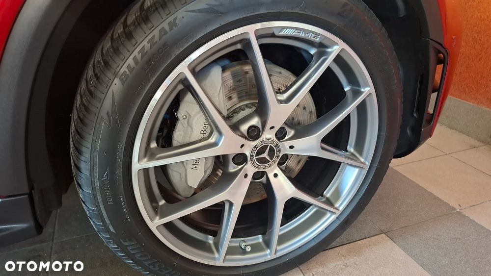 Mercedes-Benz GLC 220 d 4Matic 9G-TRONIC AMG Line - 33