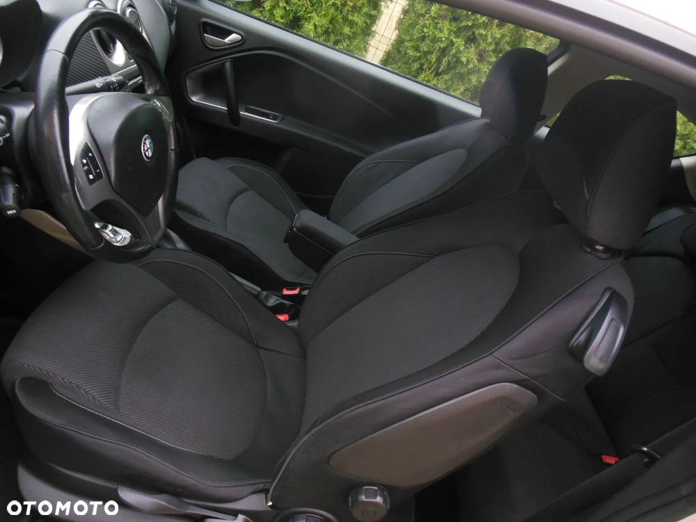 Alfa Romeo Mito TB 1.4 16V - 9