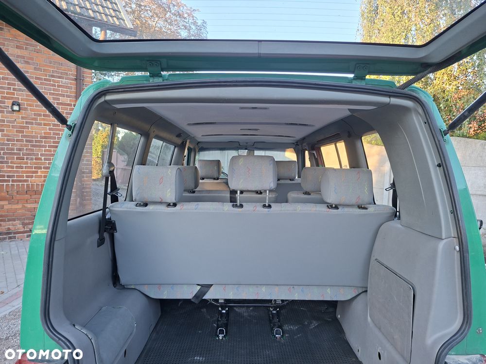 Volkswagen Transporter Mixt - 12