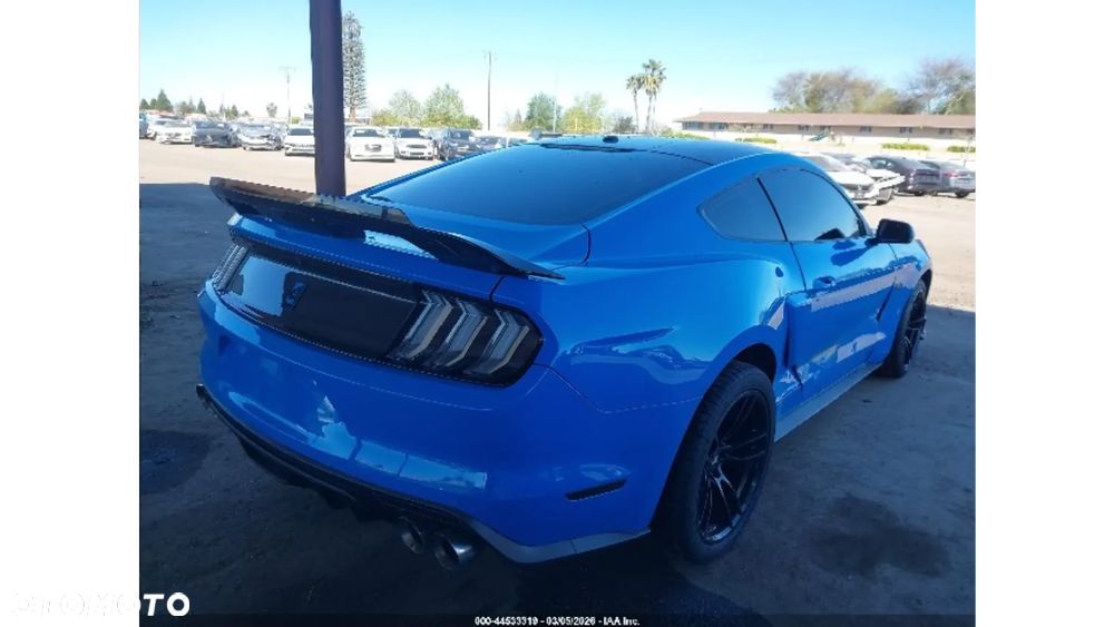 Ford Mustang 5.0 V8 GT - 6