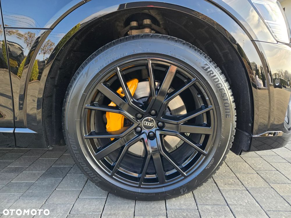 Audi e-tron 55 Quattro S Line - 29