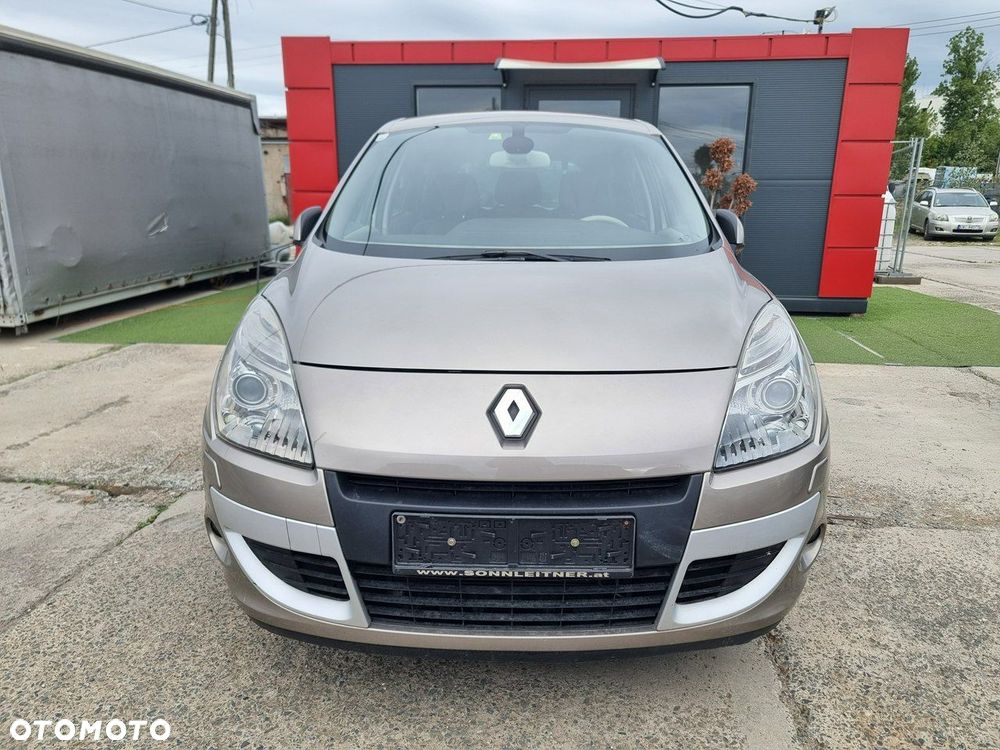 Renault Scenic 2.0 16V Privilege X-Tronic CVT - 2