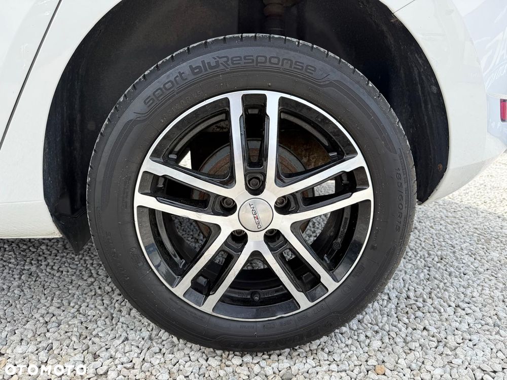 Skoda Fabia 1.0 TSI Ambition - 10