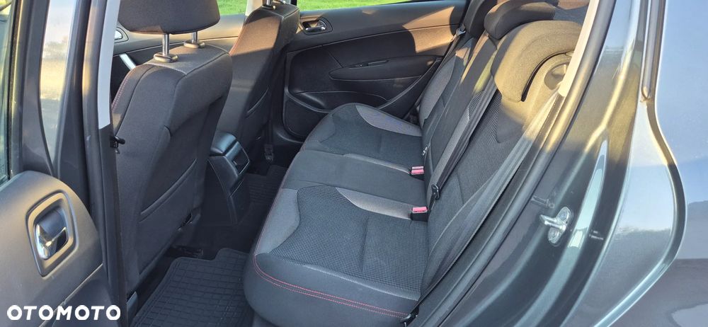 Peugeot 308 1.6 HDi Premium - 19