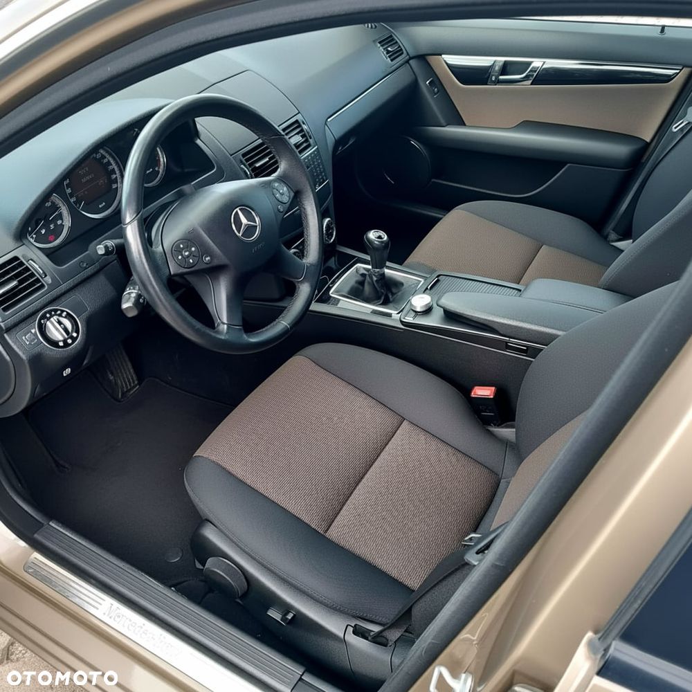 Mercedes-Benz Klasa C 180 Kompressor - 5