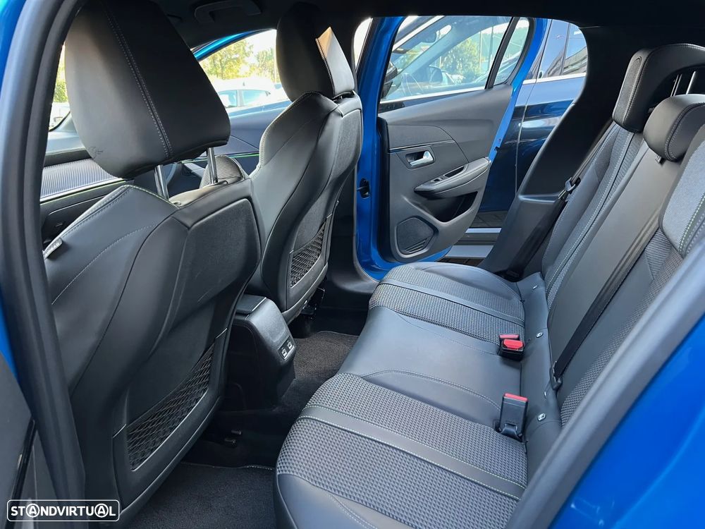 Peugeot 208 1.2 PureTech GT EAT8 - 13