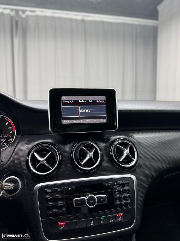 Mercedes-Benz A 180 d Urban - 10