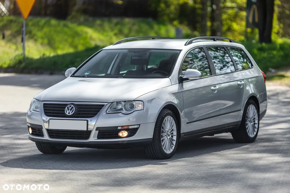 Volkswagen Passat 2.0 TDI DPF BlueMotion Technology Comfortline - 1