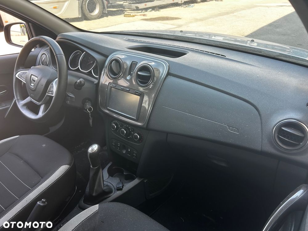 Dacia Sandero - 18