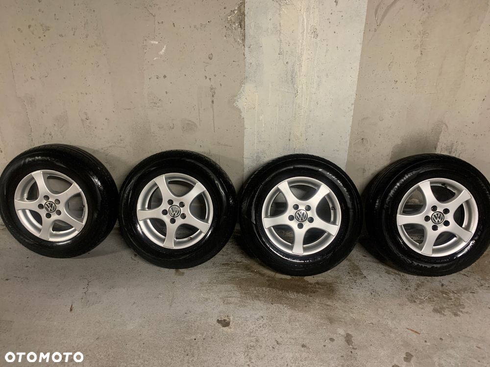 Volkswagen Golf IV 1.4 Q - 13