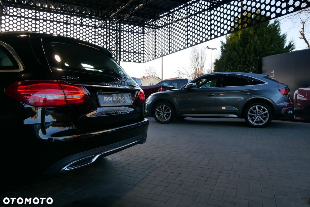 Mercedes-Benz Klasa C 200 4-Matic 9G-TRONIC - 34