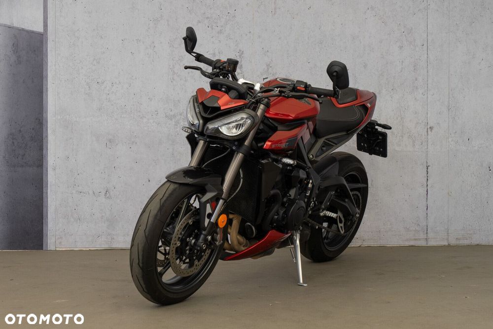 Triumph Street Triple