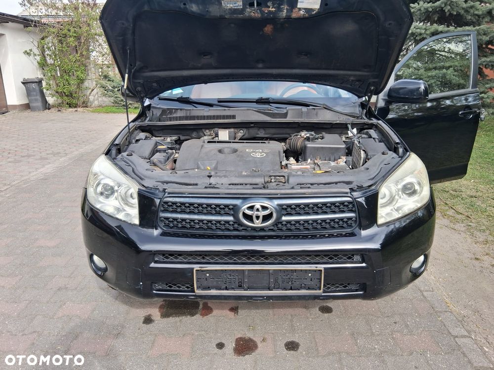 Toyota RAV4 2.2 D-4D 4x4 - 9