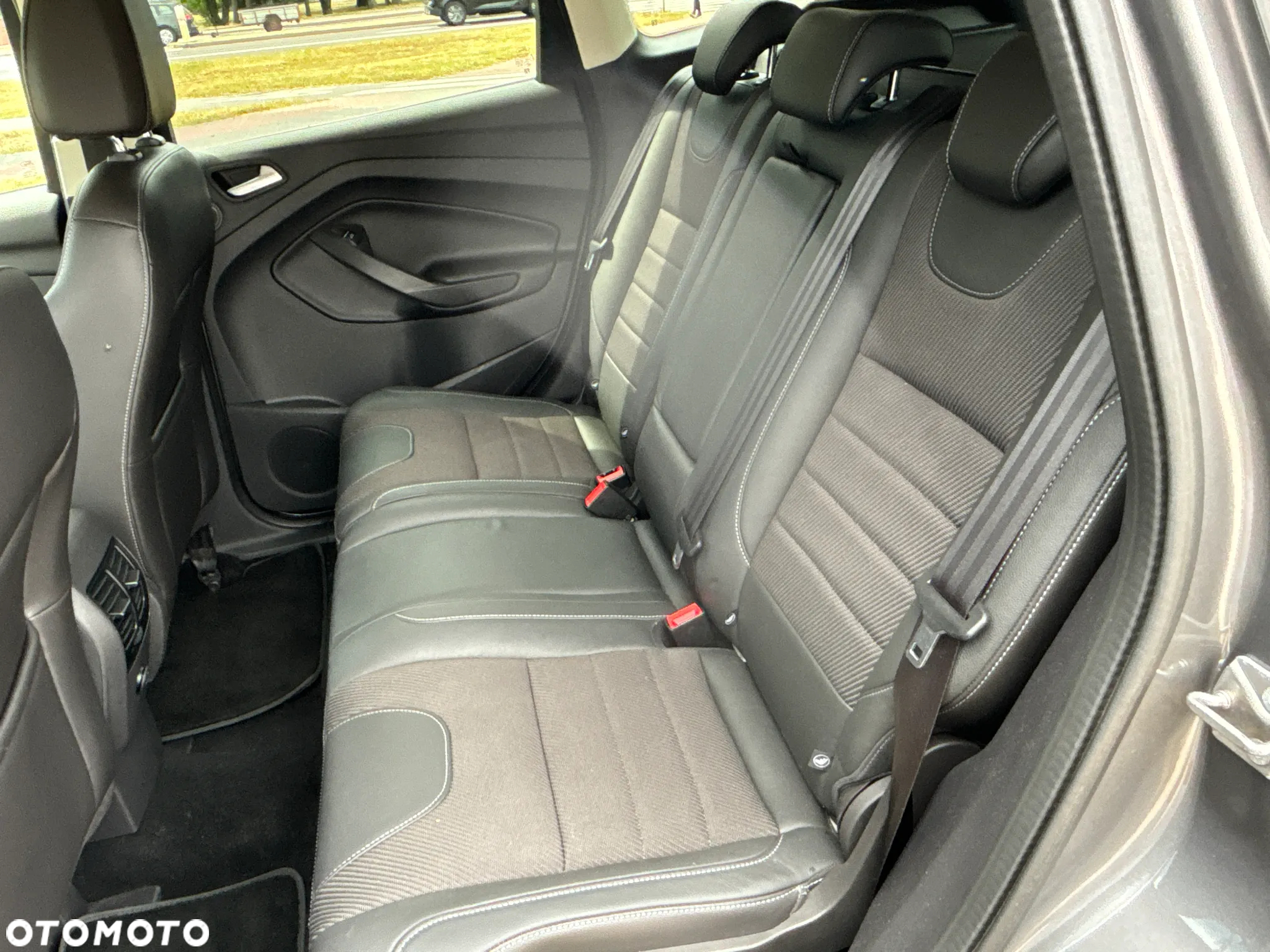 Ford Kuga 2.0 TDCi 2x4 Trend - 21