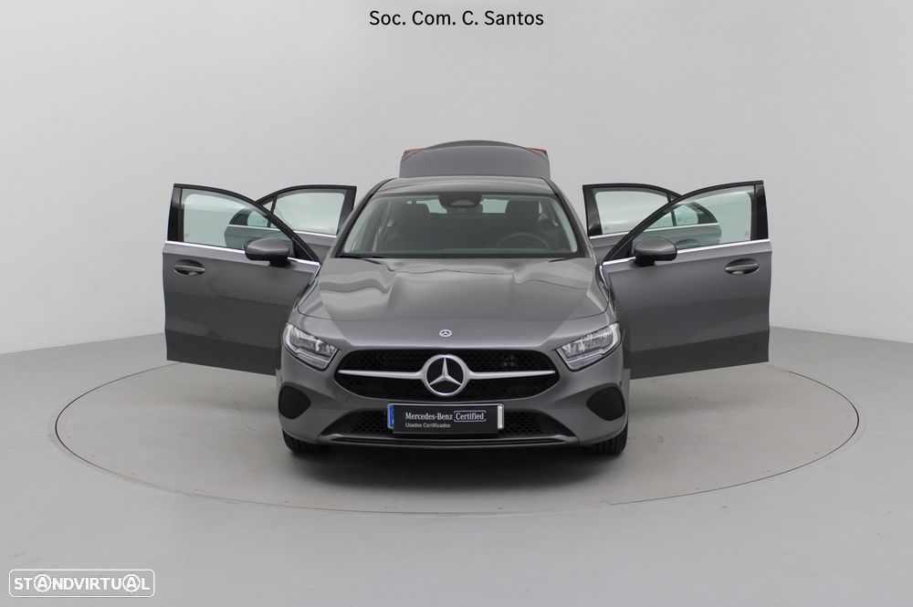 Mercedes-Benz A 250 Limousine e - 11