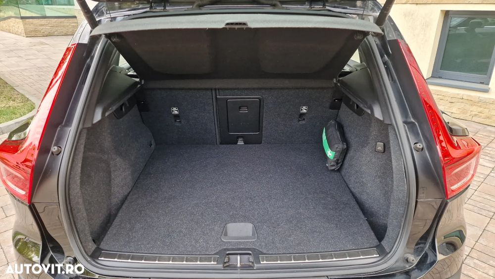 Volvo XC 40 T5 Recharge DKG Inscription Expression - 35