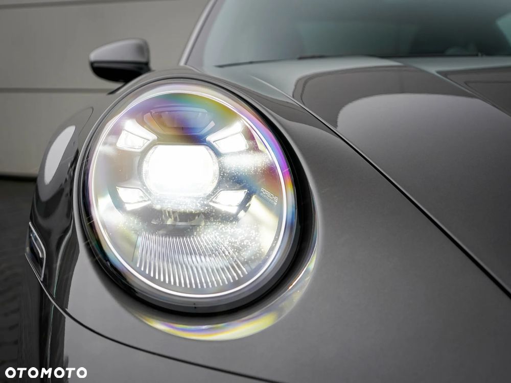 Porsche 911 Carrera 4S - 5