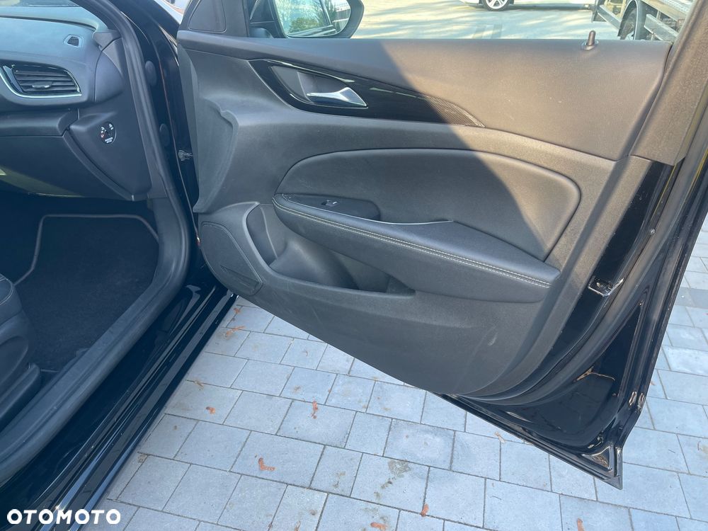 Opel Insignia - 27
