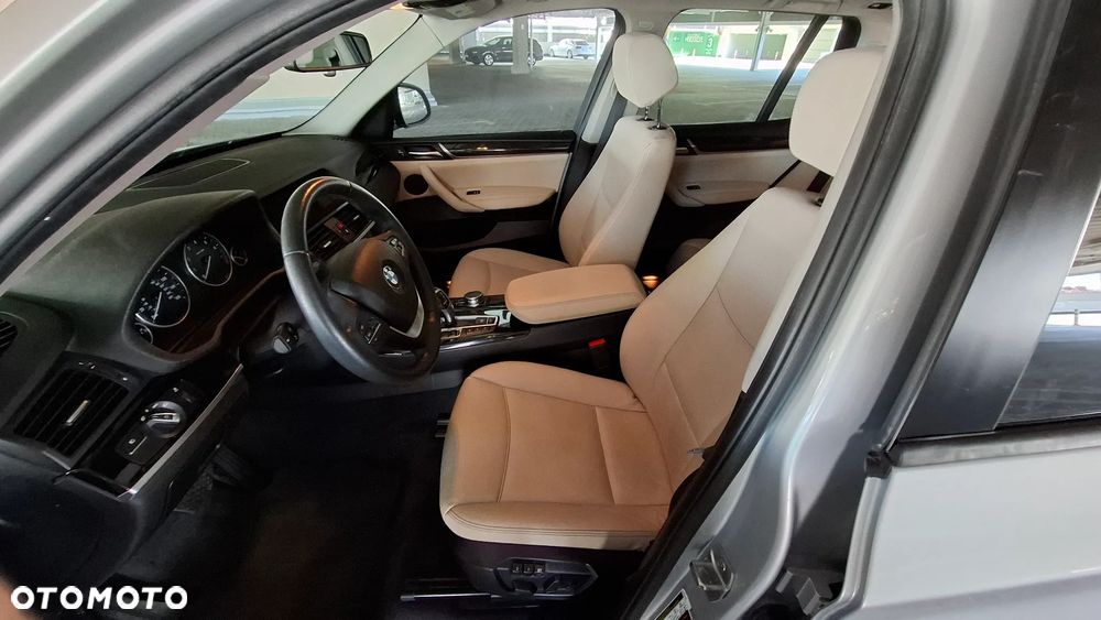 BMW X3 28i xDrive - 9