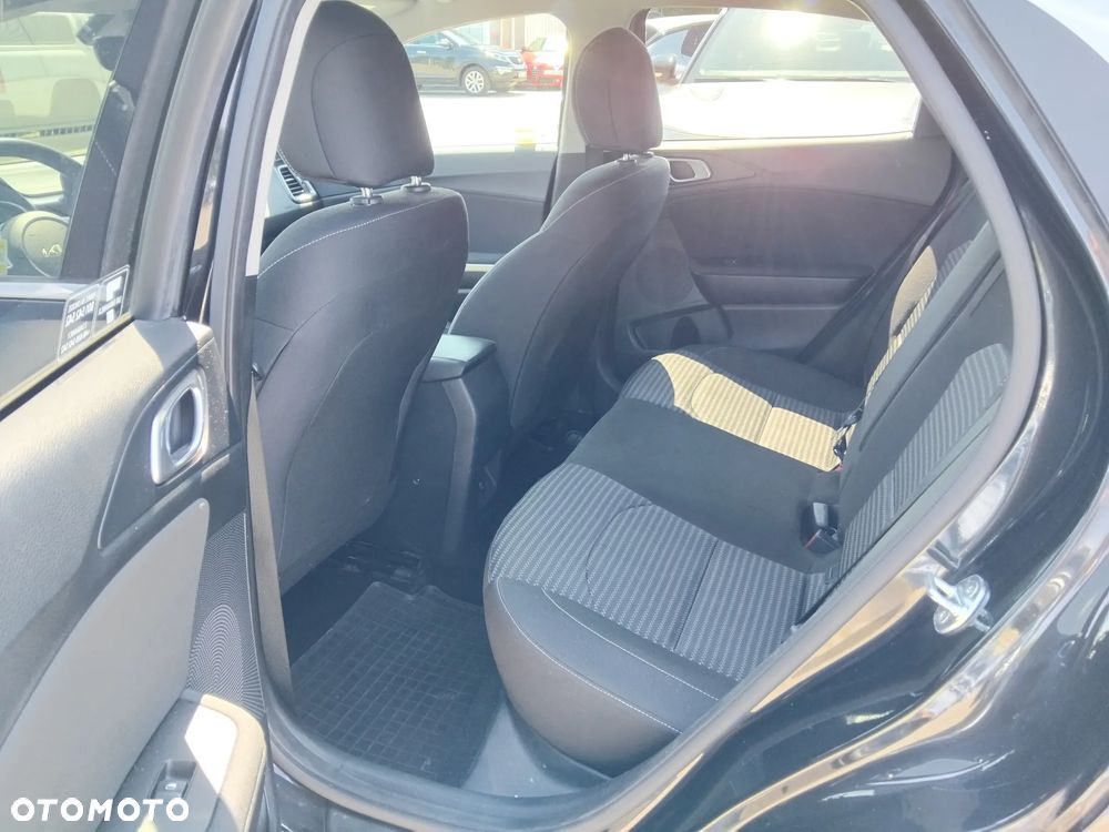 Kia XCeed 1.5 T-GDI M DCT - 12