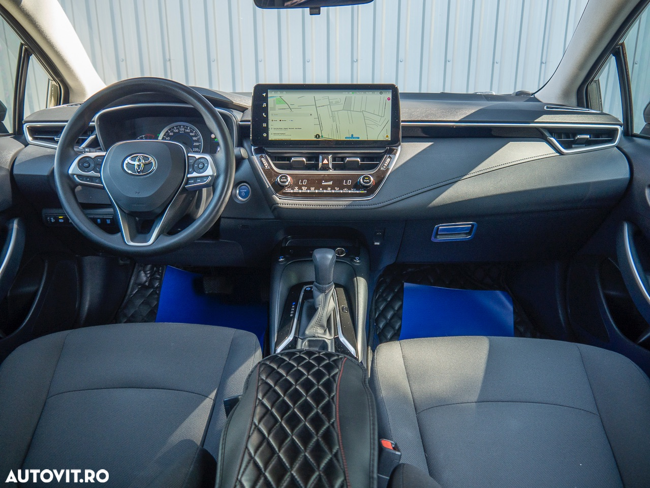 Toyota Corolla Sedan 1.8 HEV Business - 40