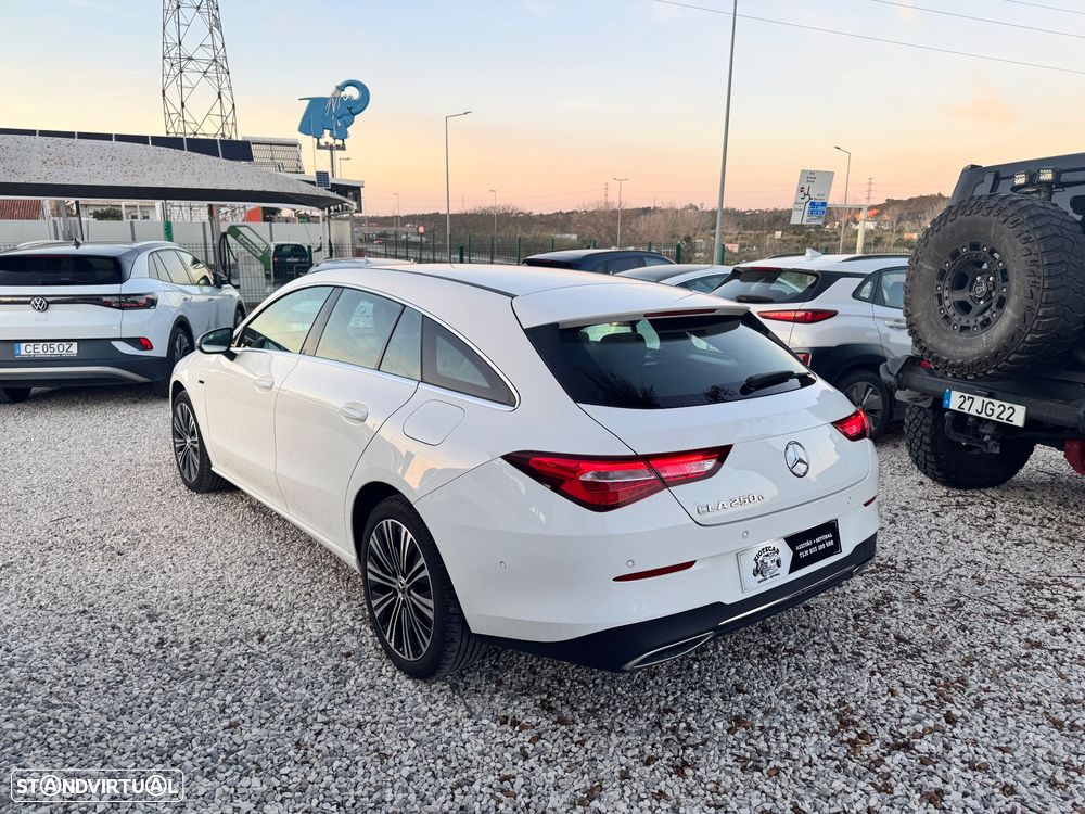 Mercedes-Benz CLA 250 e 8G-DCT Progressive - 15