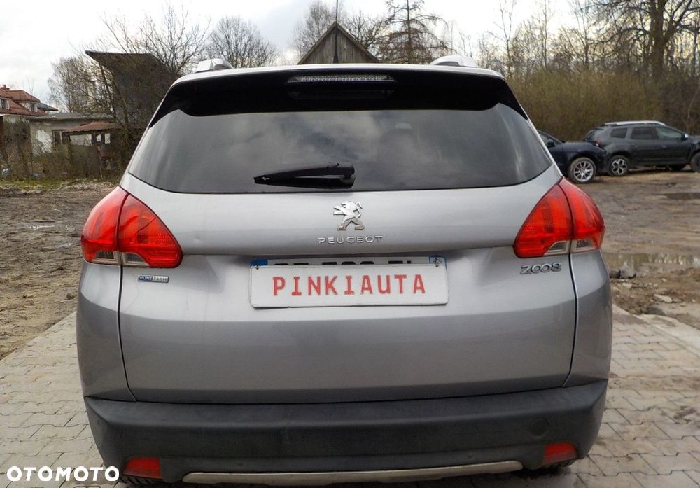 Peugeot 2008 1.2 Pure Tech GPF Style - 13