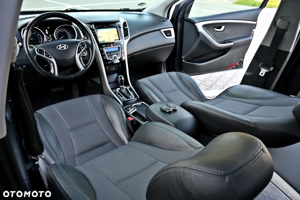 Hyundai i30 1.6 GDI DCT Premium - 30