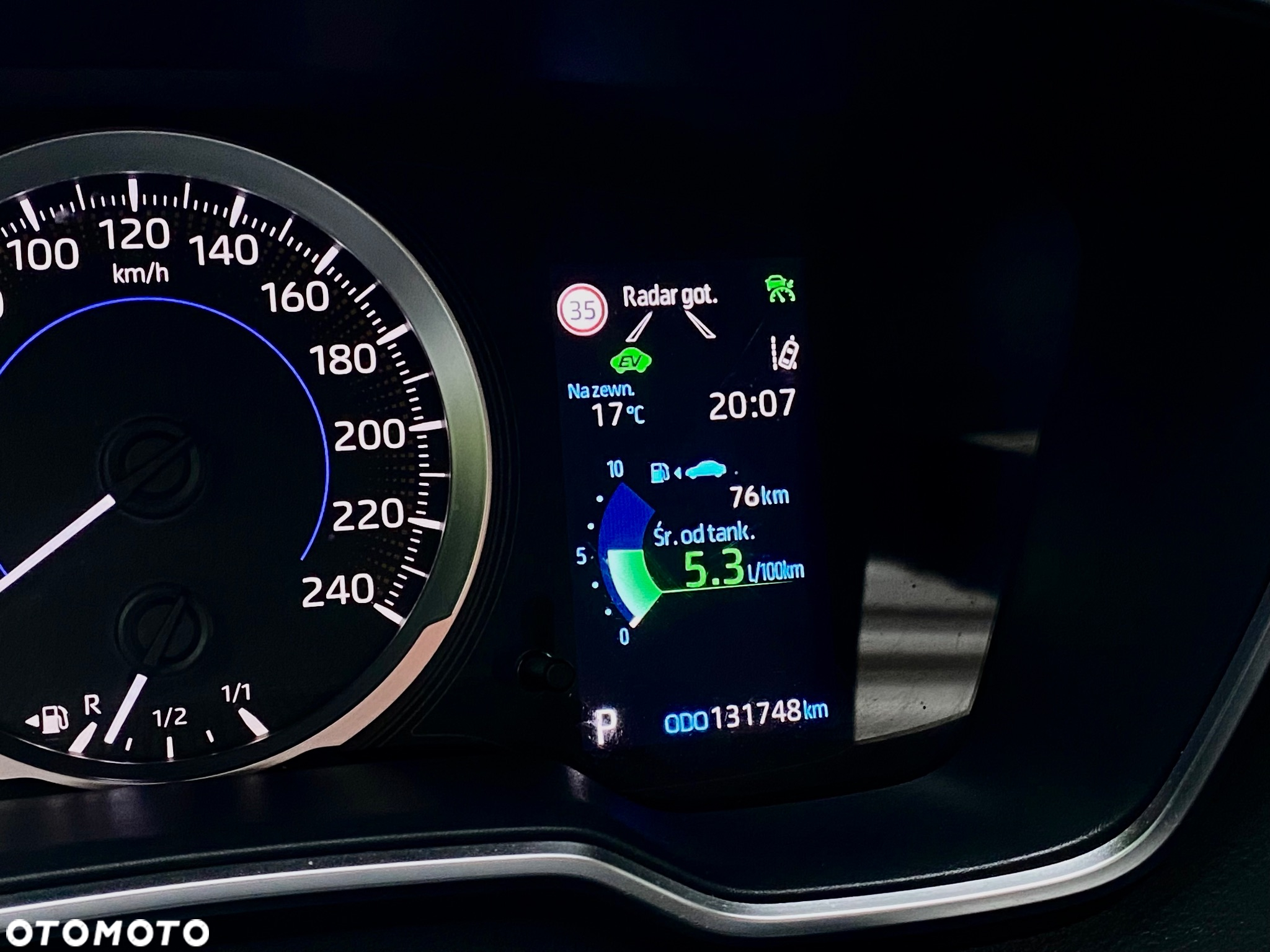 Toyota Corolla 1.8 Hybrid Comfort - 19