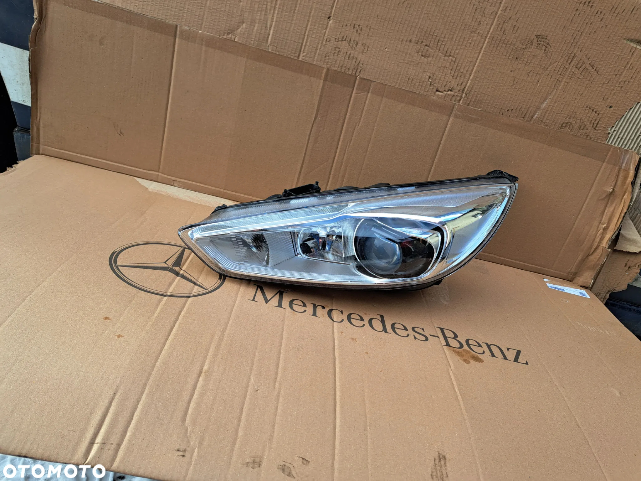 Lampa przednia lewa Ford Focus MK-3 III Lift Xenon F1EB-13D155-AD Reflektor lewy przód Ford Focus MK-3 III Lift Xenon F1EB-13D155-AD - 2