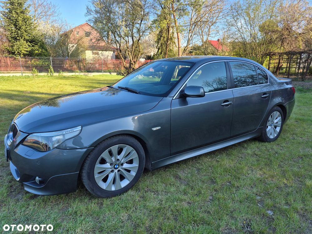 BMW Seria 5 540i - 2