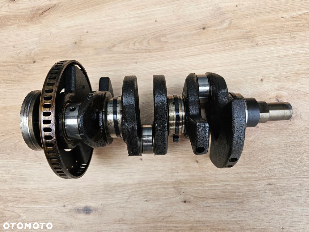 WAŁ KORBOWY OPEL CORSA C D AGILA 1.0 Z10XEP 90 000 KM 24451295