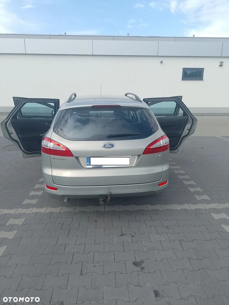Ford Mondeo 2.0 TDCi Titanium - 17