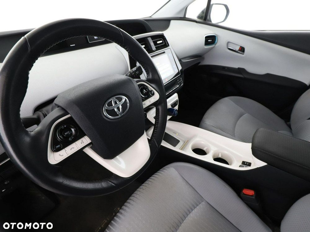 Toyota Prius 1.8 Hybrid Premium - 14