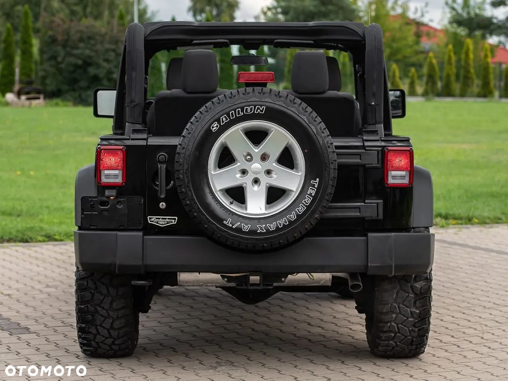 Jeep Wrangler - 10