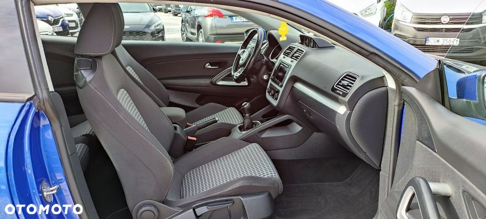 Volkswagen Scirocco 2.0 TDI (Blue Motion Technologie) - 7
