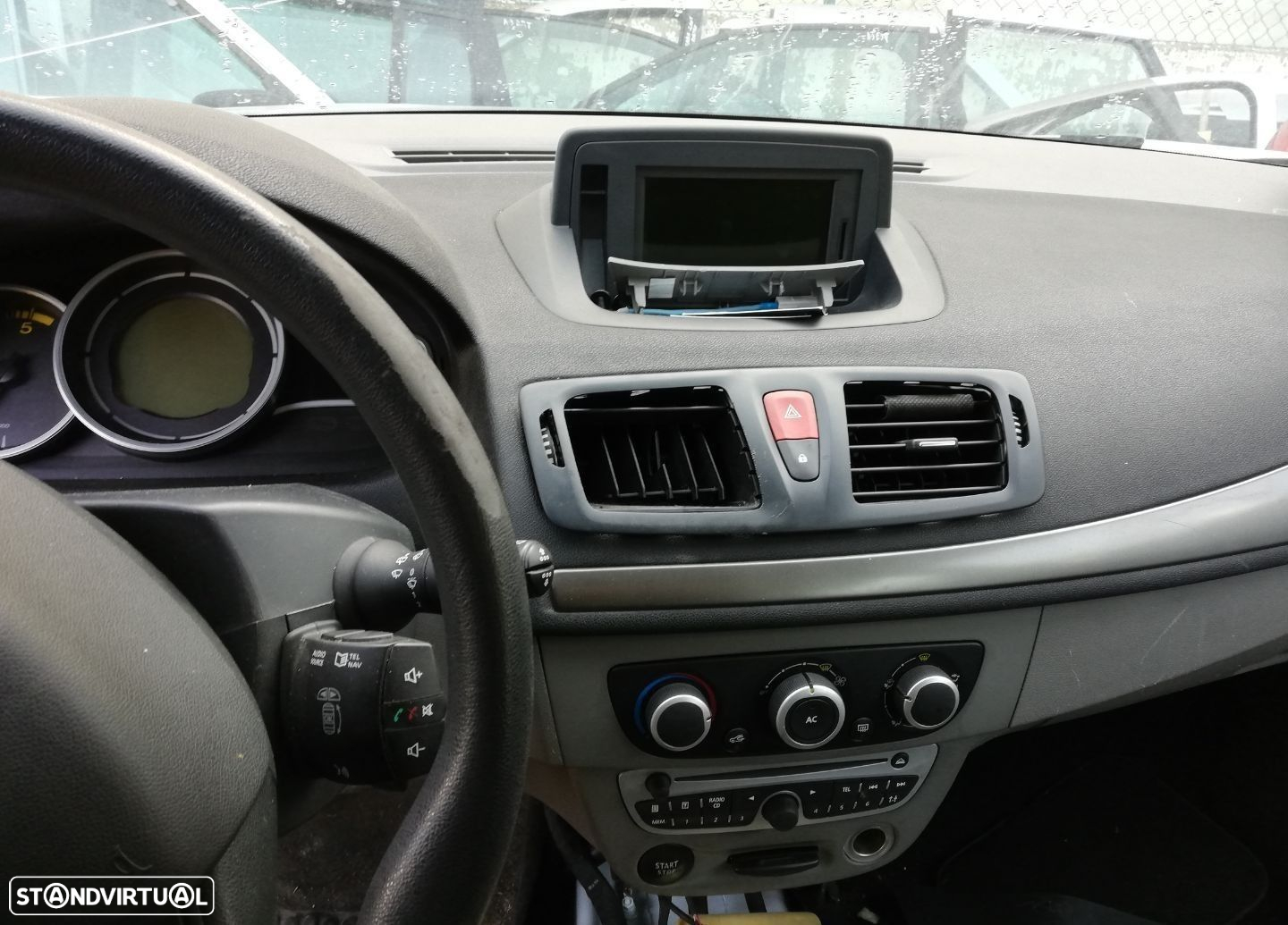 Peças Renault Megane III Hatchback (BZ0/1_) 2008 a 2013 - 21