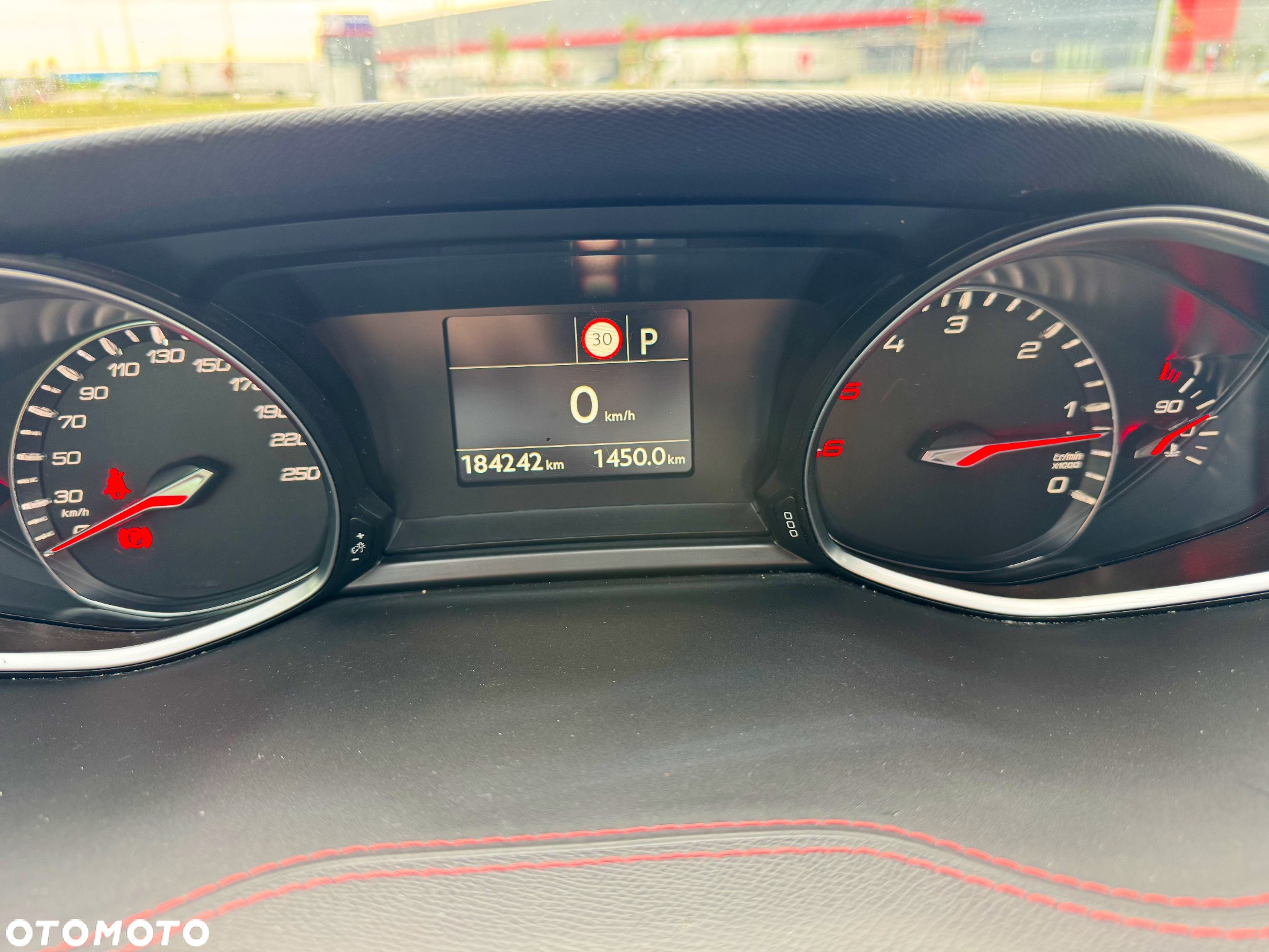 Peugeot 308 SW BlueHDi 130 EAT8 Stop & Start GT - 12